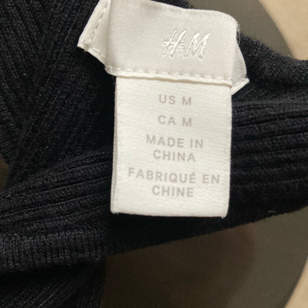 ♻️H&M Tank - Picture 3 of 3